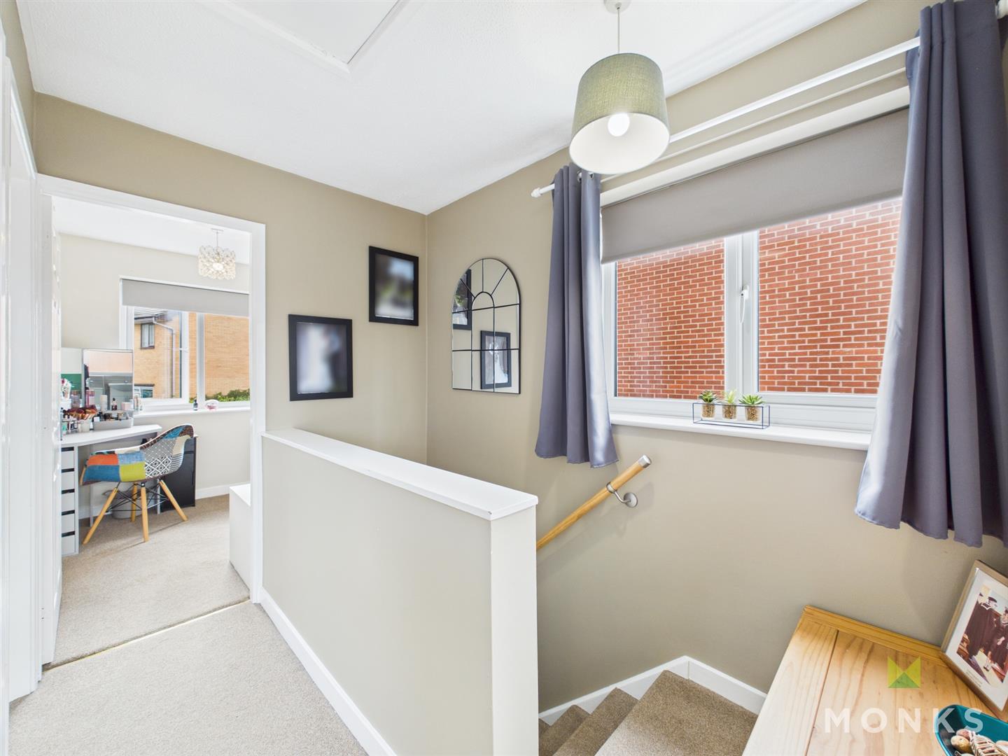 3 Buckingham Close, Oswestry, SY11 2XJ For Sale